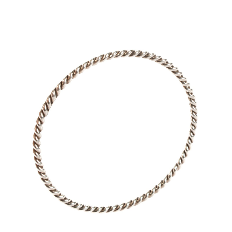 Shop safe online at Labellov in Antwerp, Brussels and Knokke this 100% authentic second hand Tiffany & Co. Silver Twist Rope Bangle Bracelet - Size 61