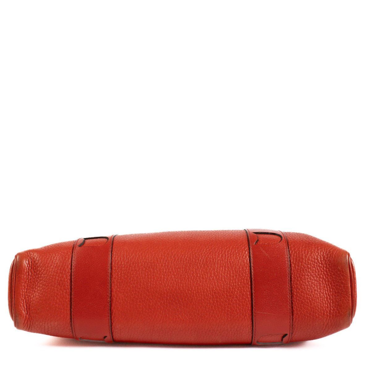 Buy authentic secondhand Delvaux Red Grained Leather Vintage Tote Bag at the right price at Labellov vintage webshop. Safe and secure online shopping. Koop authentieke tweedehands Delvaux Red Grained Leather Vintage Tote Bag met juiste prijs bij Labellov