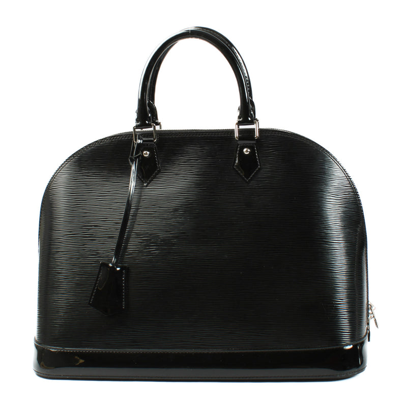 Louis Vuitton Large Black Epi Alma Bag aan de beste prijs bij Labellov tweedehands luxe in Antwerpen en Knokke. We buy and sell your preloved and brand new designer bags for the best price.
