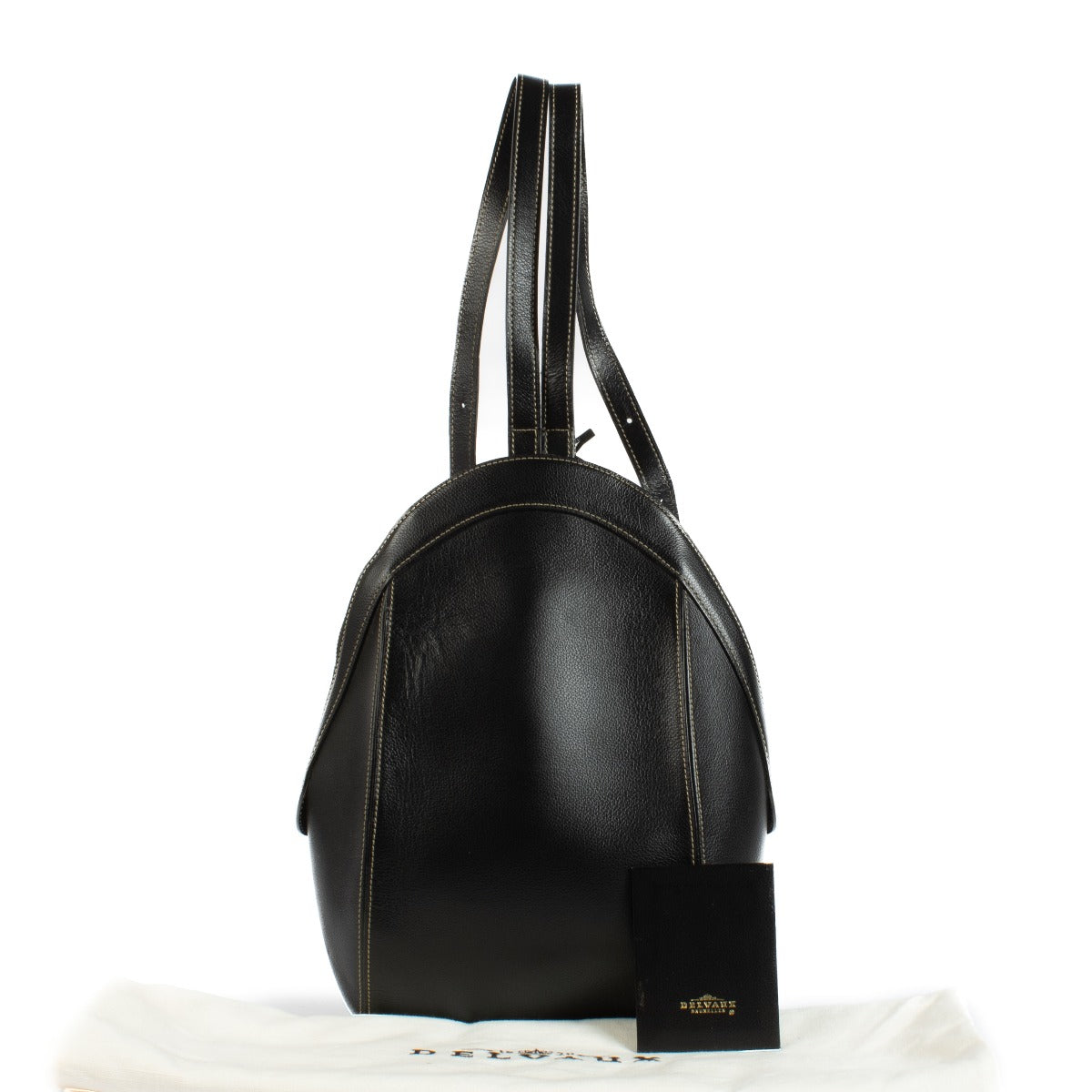 Shop safe online at Labellov in Antwerp, Brussels and Knokke this 100% authentic second hand Delvaux Black Amitie Backpack