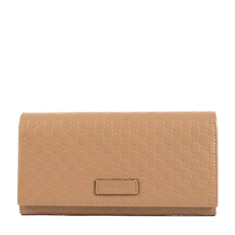 Shop safe online at Labellov in Antwerp and Knokke this 100% authentic second hand Gucci Beige Microguccissima Continental Wallet