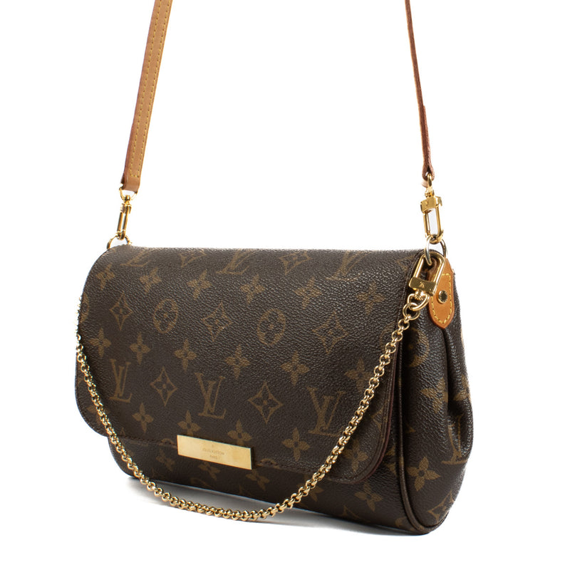 Louis Vuitton Monogram Favorite MM Crossbody Bag for the best price at Labellov secondhand luxury in Antwerp and Knokke.