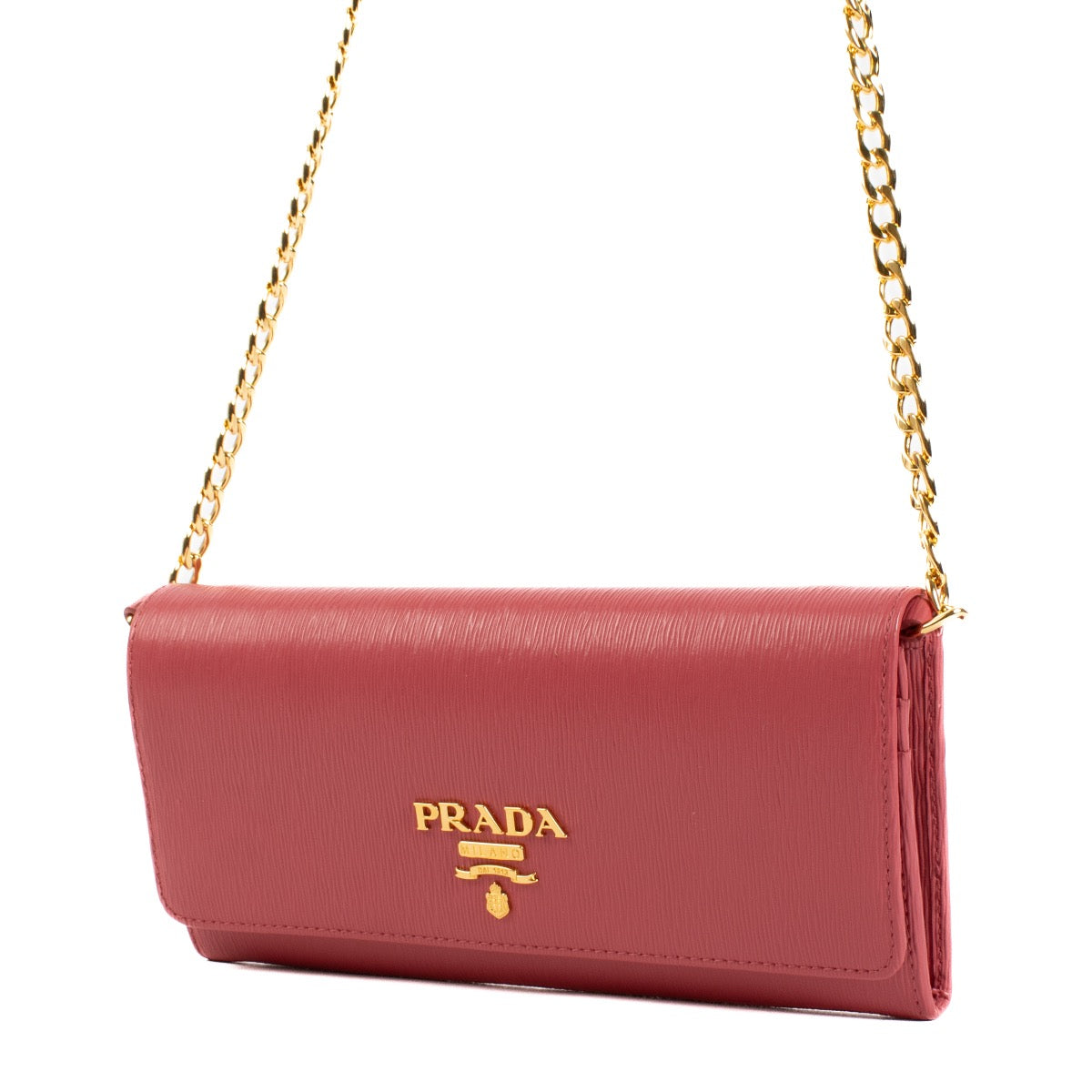 Shop safe online at Labellov in Antwerp and Knokke this 100% authentic second hand Prada Pink Saffiano Wallet On Chain Bag