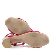 Shop safe online at Labellov in Antwerp, Brussels and Knokke this 100% authentic second hand Prada Pink Patent Heels - Size 38