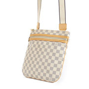 Shop safe online at Labellov in Antwerp, Brussels and Knokke this 100% auhtentic second hand Louis Vuitton Damier Azur Pochette Bosphore Messenger Bag