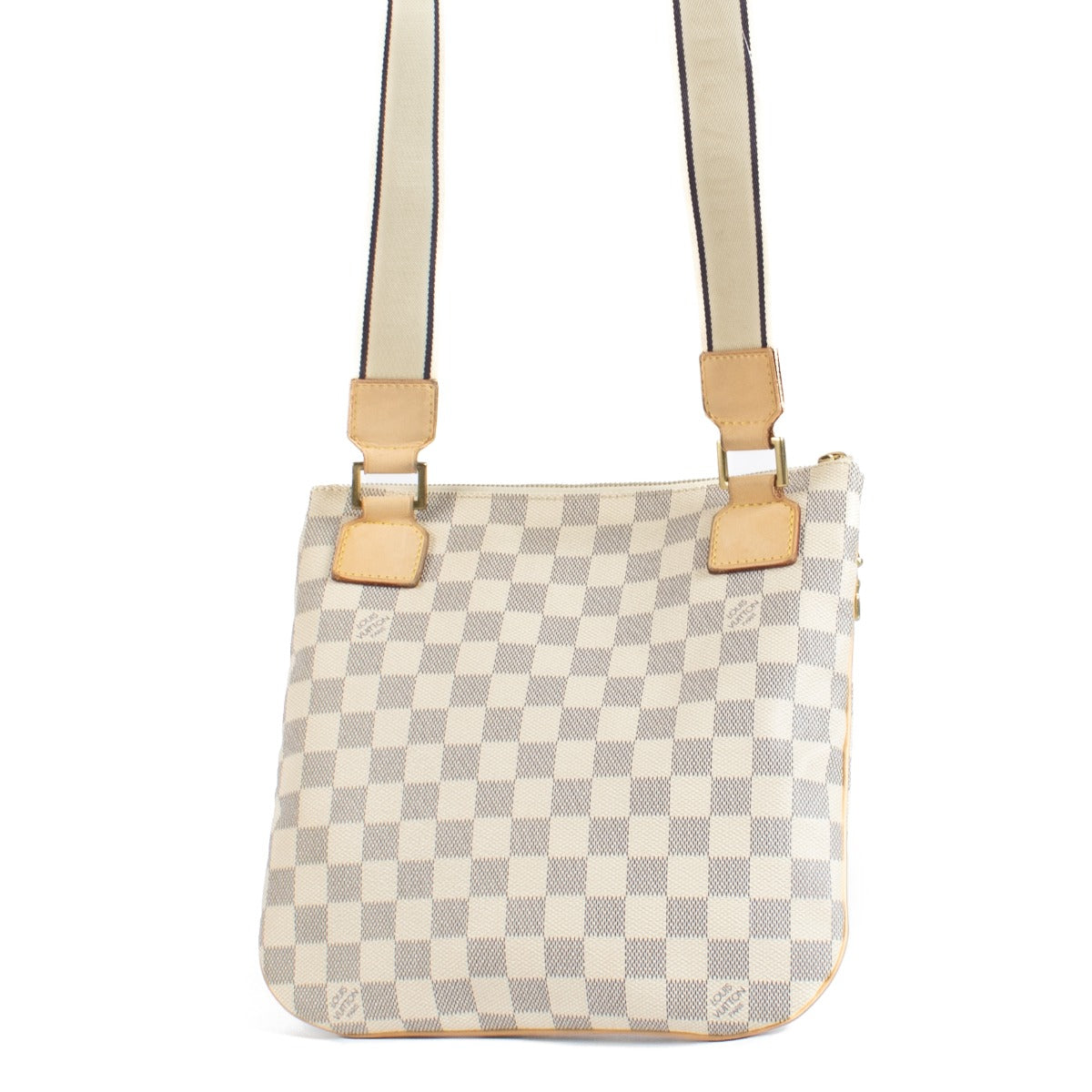 Shop safe online at Labellov in Antwerp, Brussels and Knokke this 100% auhtentic second hand Louis Vuitton Damier Azur Pochette Bosphore Messenger Bag