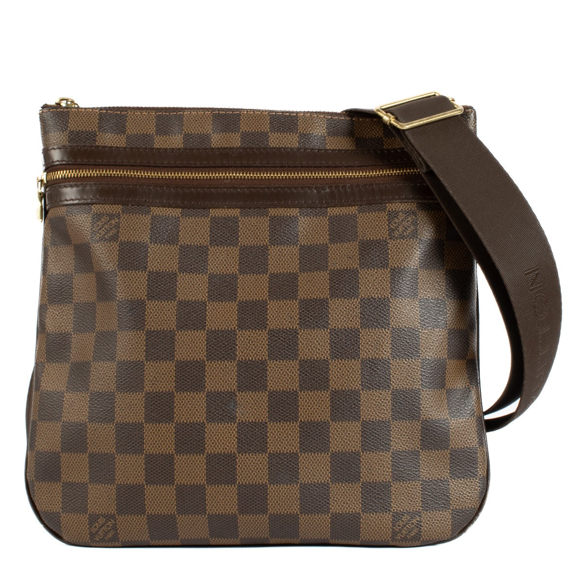 Shop safe online at Labellov in Antwerp, Brussels and Knokke this 100% authentic second hand Louis Vuitton Damier Ebene Pochette Bosphore Messenger Bag