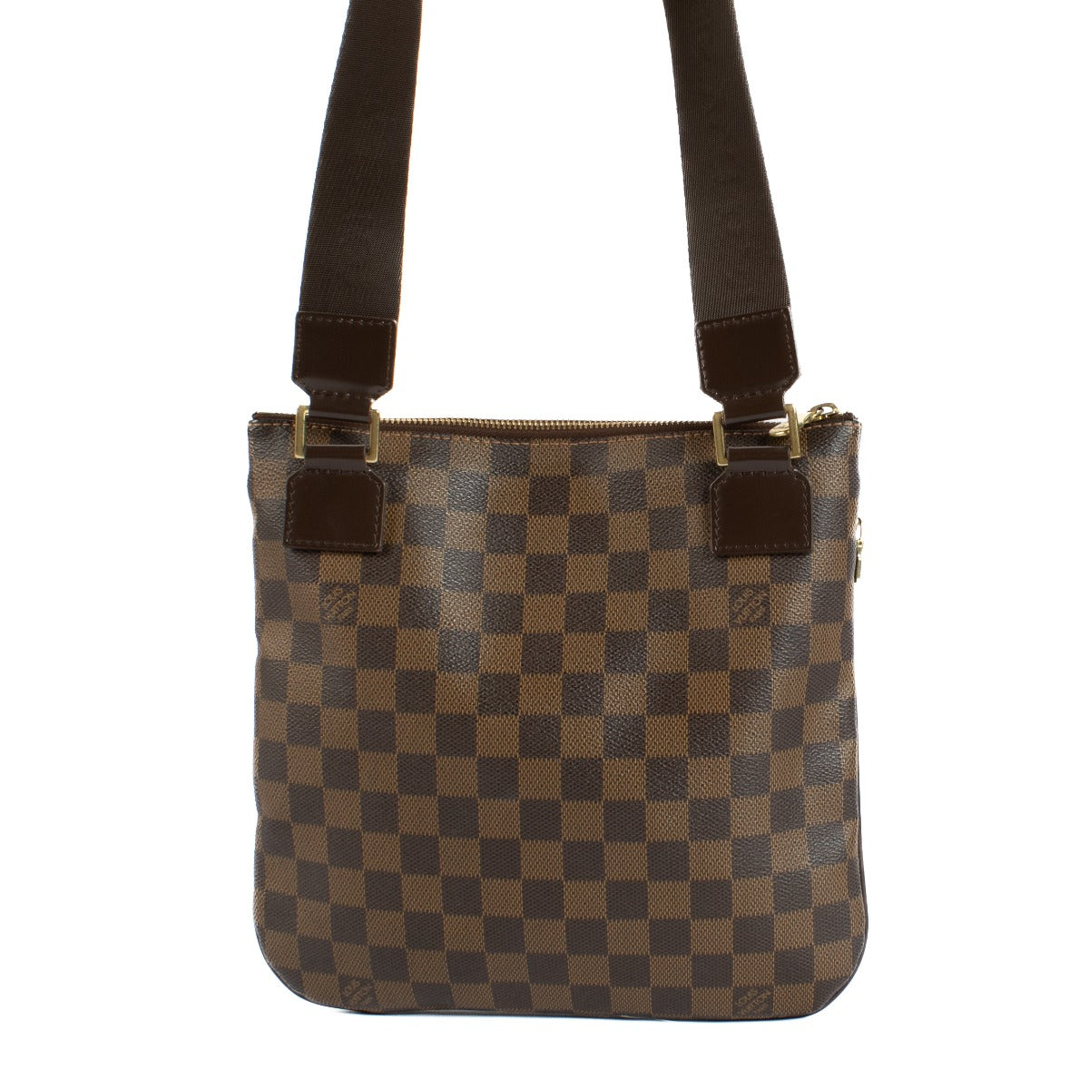 Shop safe online at Labellov in Antwerp, Brussels and Knokke this 100% authentic second hand Louis Vuitton Damier Ebene Pochette Bosphore Messenger Bag
