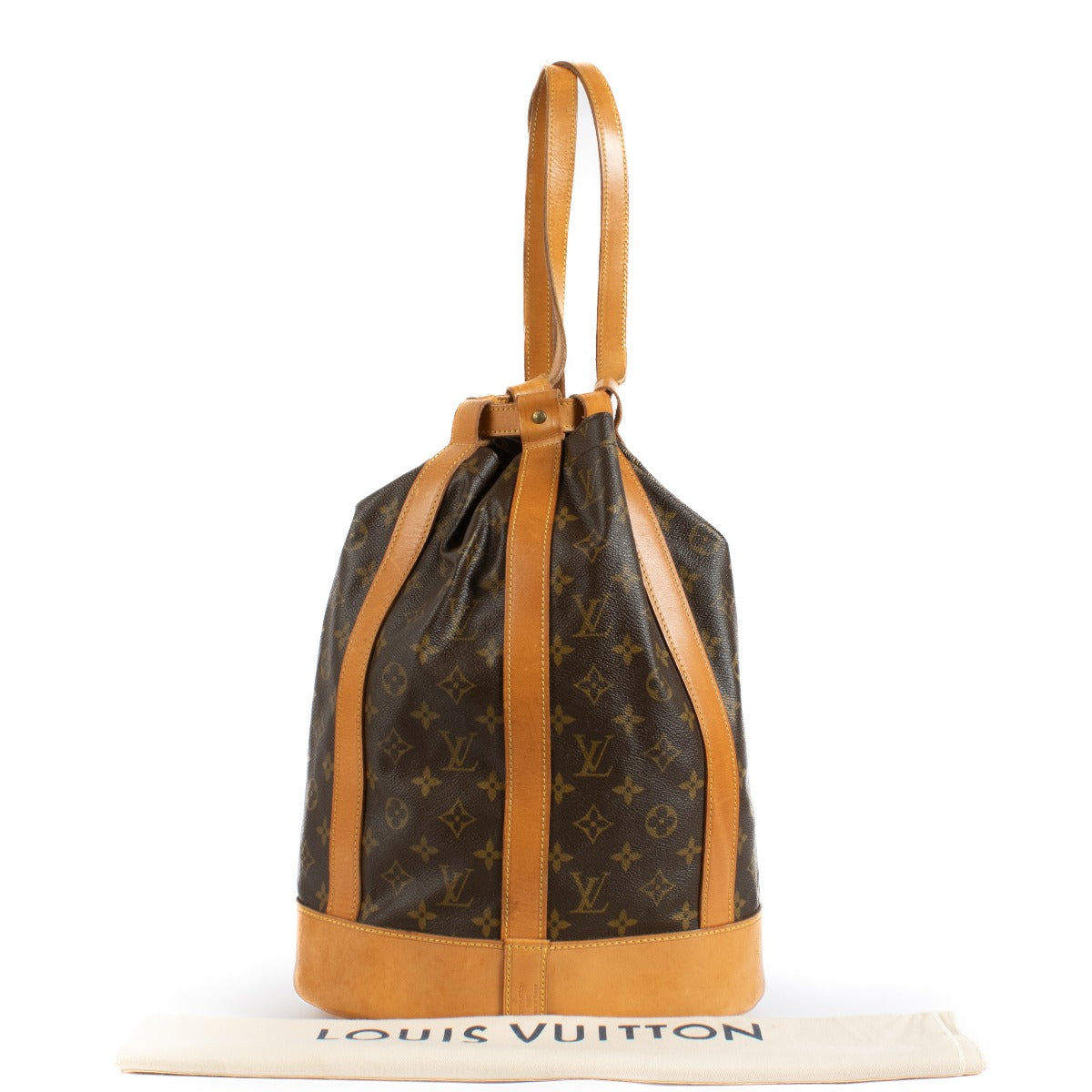 Shop safe online at Labellov in Antwerp, Brussels and Knokke this 100% authentic second hand Louis Vuitton Monogram Randonnée Bucket Bag