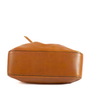 Shop safe online at Labellov in Antwerp, Brussels and Knokke this 100% authentic second hand Delvaux Cognac Shoulder bag