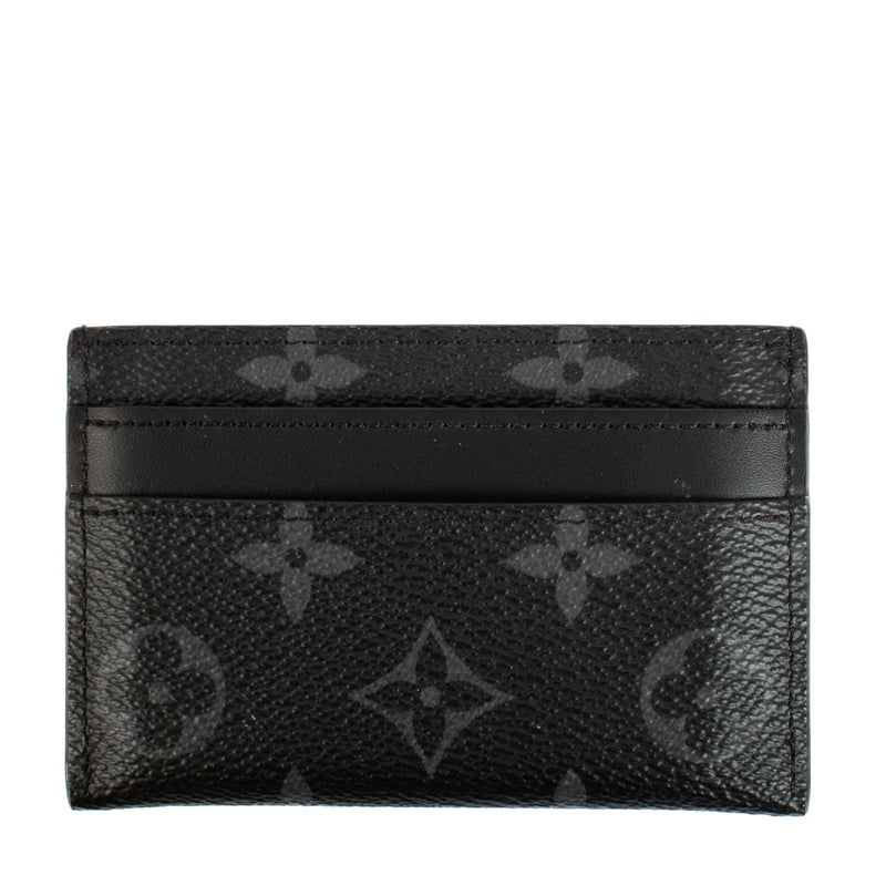 Shop safe online at Labellov in Antwerp, Brussels and Knokke this 100% authentic second hand Louis Vuitton Monogram Card Holder