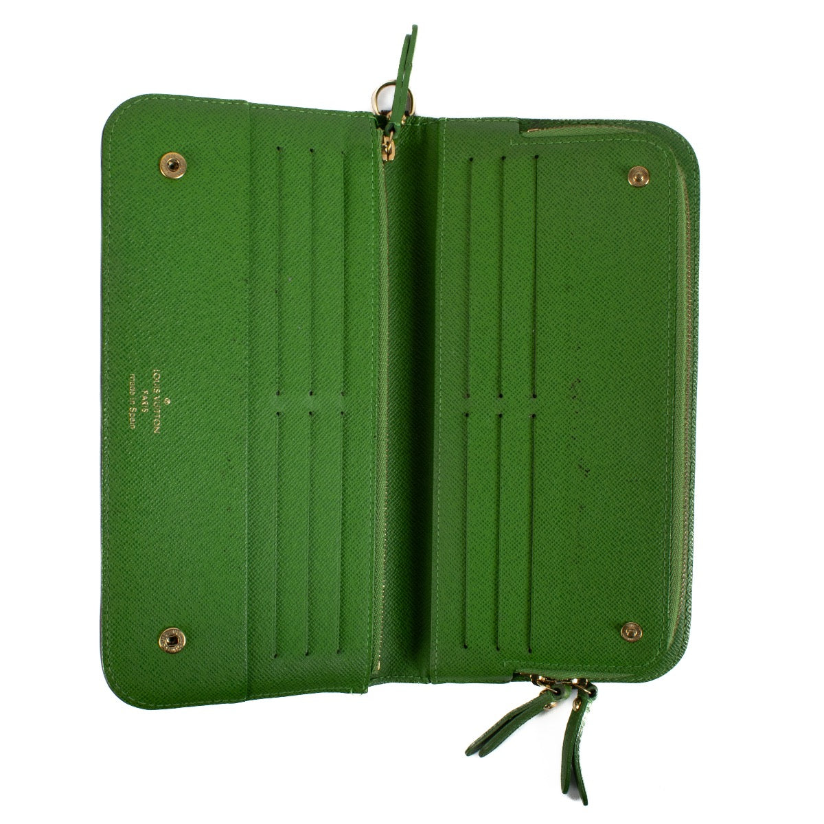 Shop safe online at Labellov in Antwerp, Brussels and Knokke this 100% authentic second hand Louis Vuitton Monogram Green Insolite En Toile Wallet