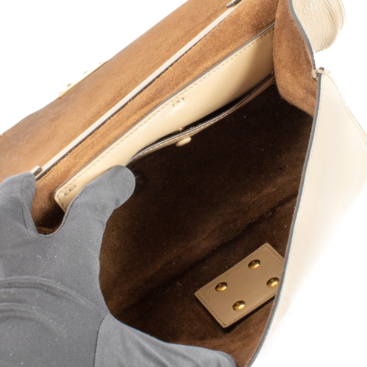 Shop safe online at Labellov in Antwerp, Brussels and Knokke this 100% authentic second hand Fendi Beige Kan U Crossbody Bag