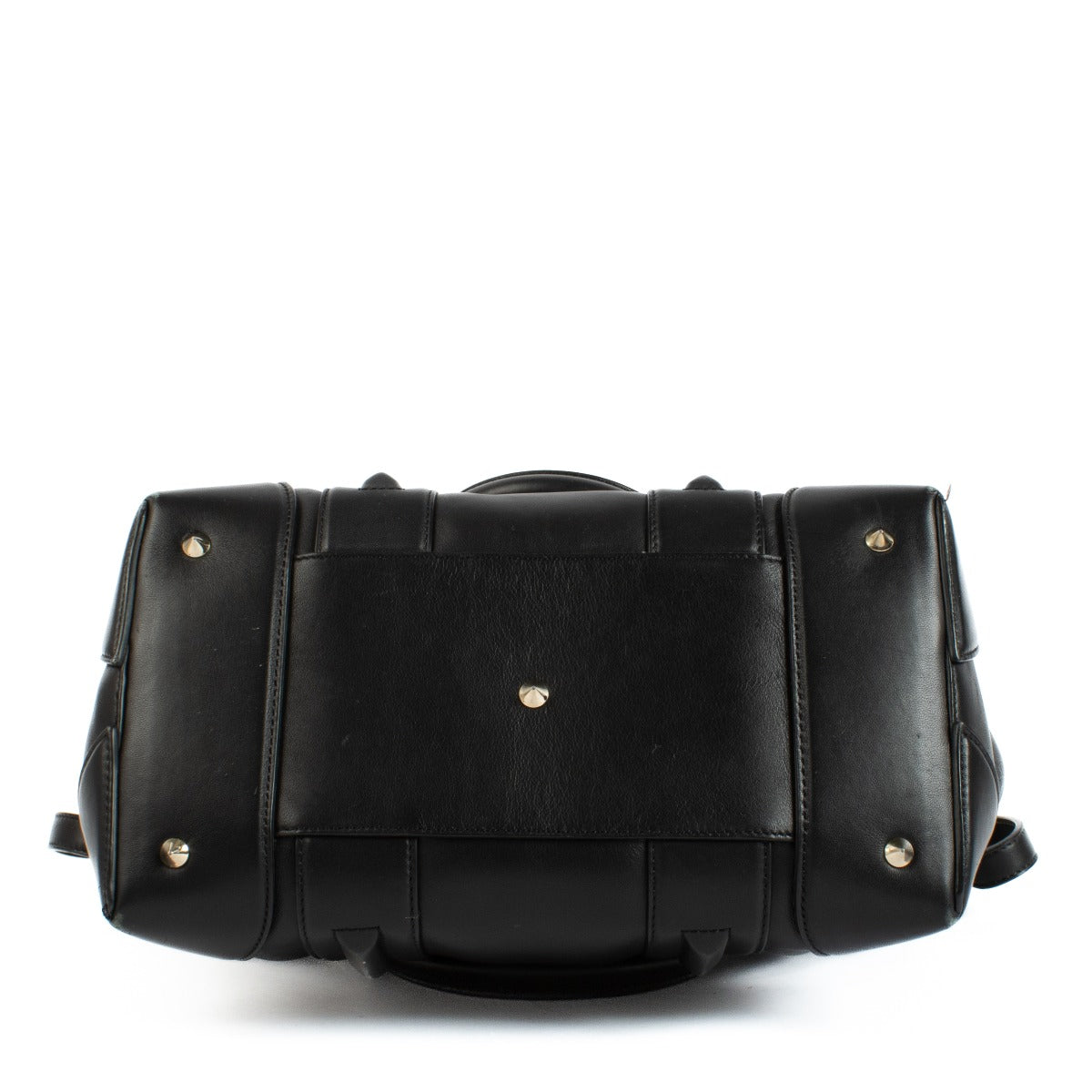 Shop safe online at Labellov in Antwerp, Brussels and Knokke this 100% authentic second hand Givenchy Black Lucrezia Shoulder Bag