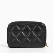 Authentic pre-loved Chanel Black Classic Zipped Card Holder Wallet on Labellov.com