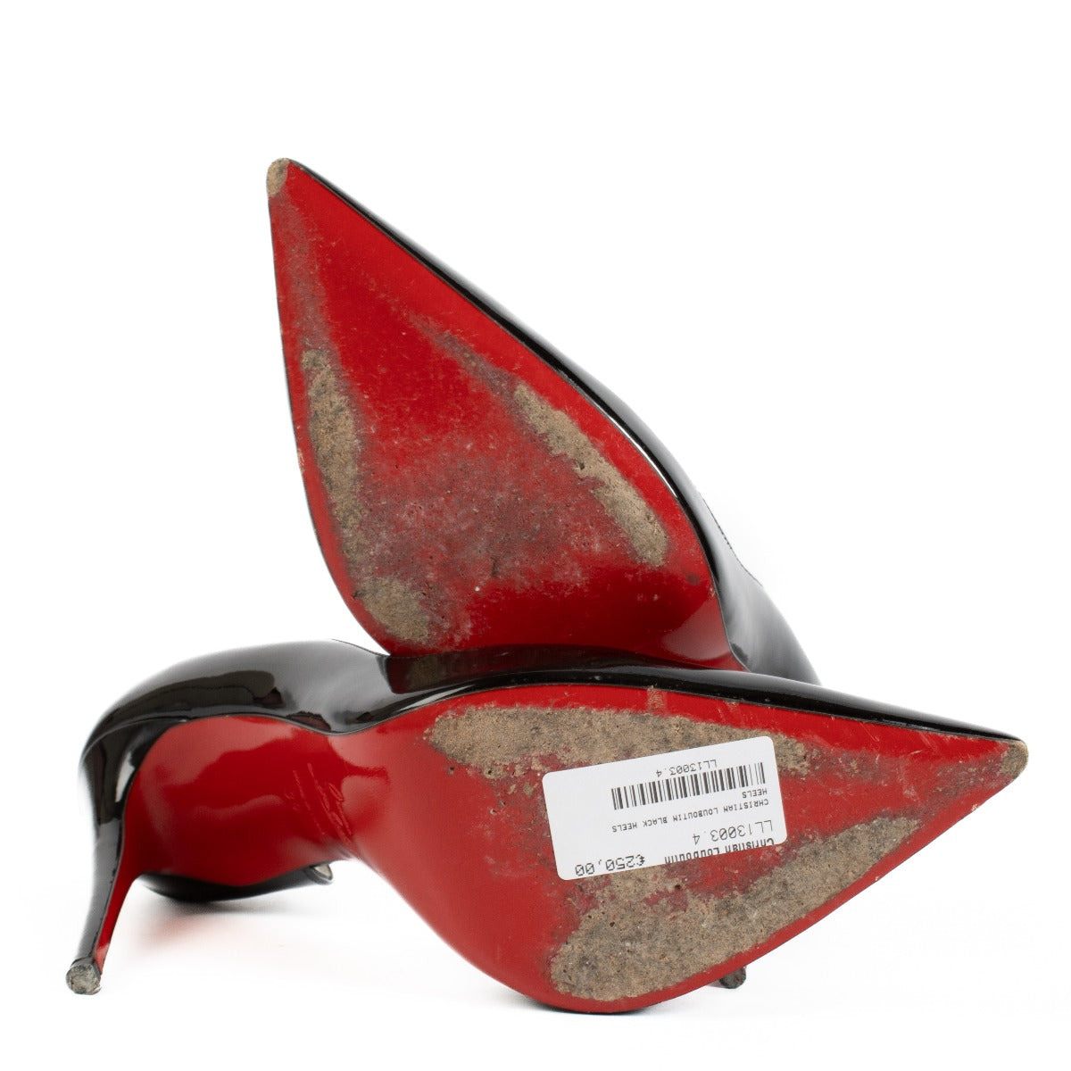 Shop safe online at Labellov in Antwerp, Brussels and Knokke this 100% authentic second hand Christian Louboutin Black Patent Heels - Size 39