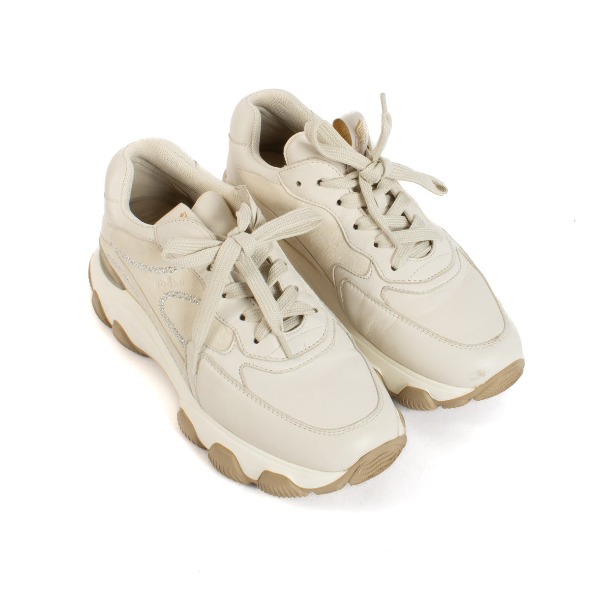 Shop 100% authentic secondhand Hogan White Sneakers - Size 38 1/2 on Labellov.com