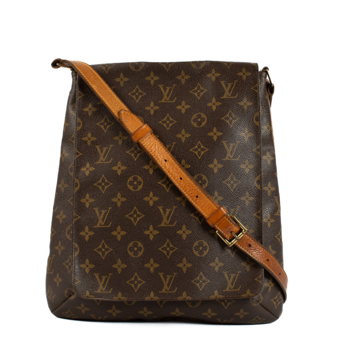 Shop safe online at Labellov in Antwerp, Brussels and Knokke this 100% authentic second hand Louis Vuitton Monogram Musette Bag