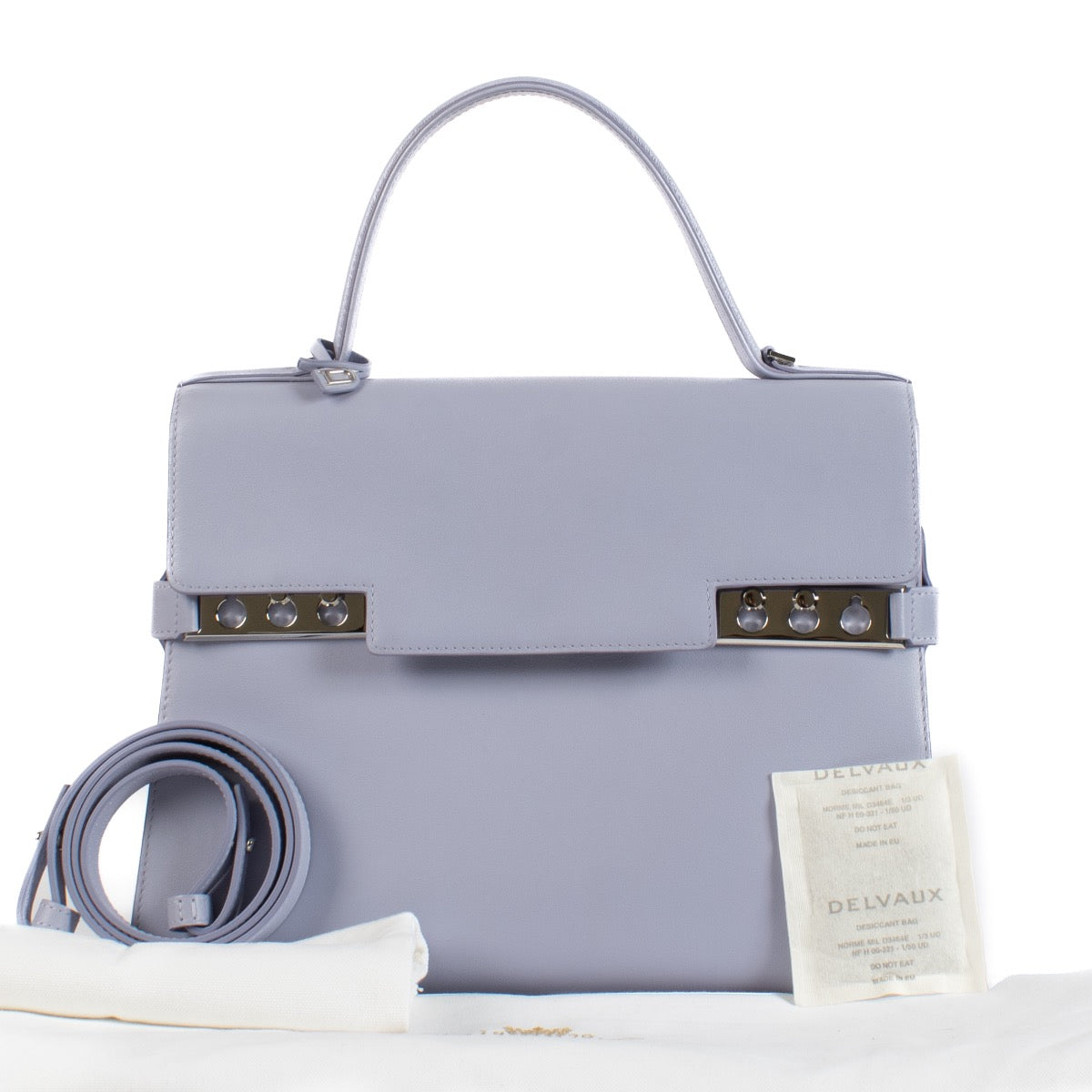 Shop safe online at Labellov in Antwerp, Brussels and Knokke this 100% authentic second hand Delvaux Lila Tempête GM Top Handle Bag