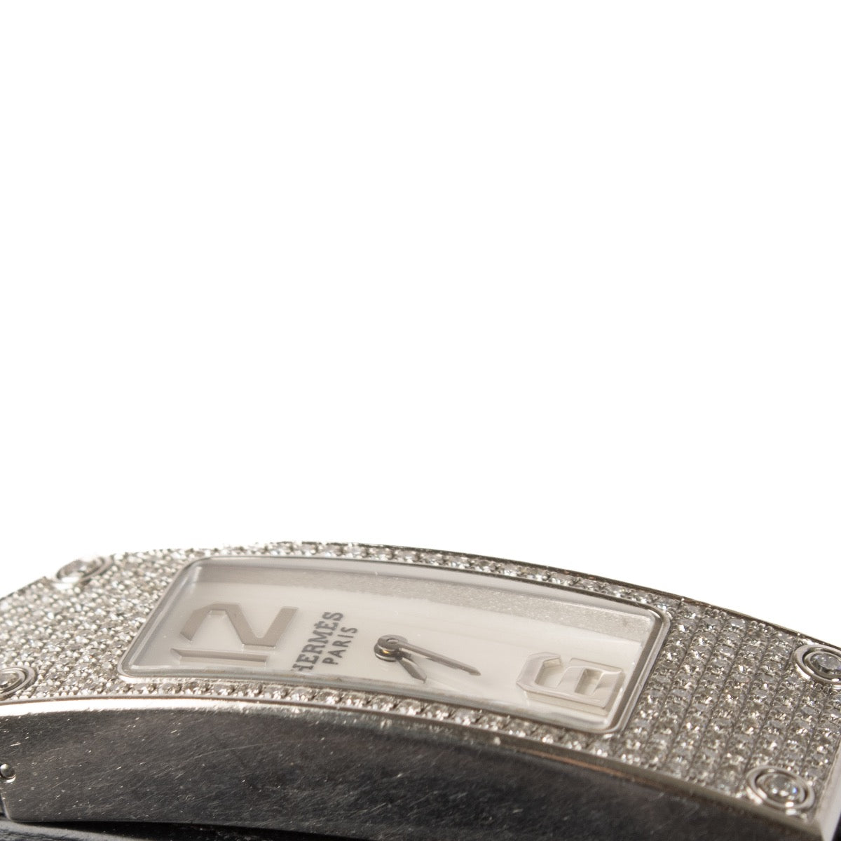 Shop safe online at Labellov in Antwerp, Brussels and Knokke this 100% authentic second hand Hermès Black Kelly 2 Double Strap Diamonds Watch