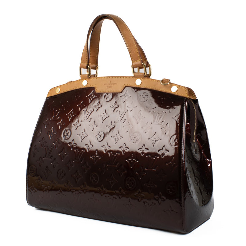 Shop safe online at Labellov in Antwerp, Brussels and Knokke this 100% authentic second hand Louis Vuitton Amarante Monogram Vernis Brea MM Tote Bag