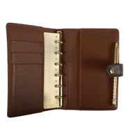 Shop safe online at Labellov in Antwerp, Brussels and Knokke this 100% authentic second hand Louis Vuitton Monogram Agenda PM