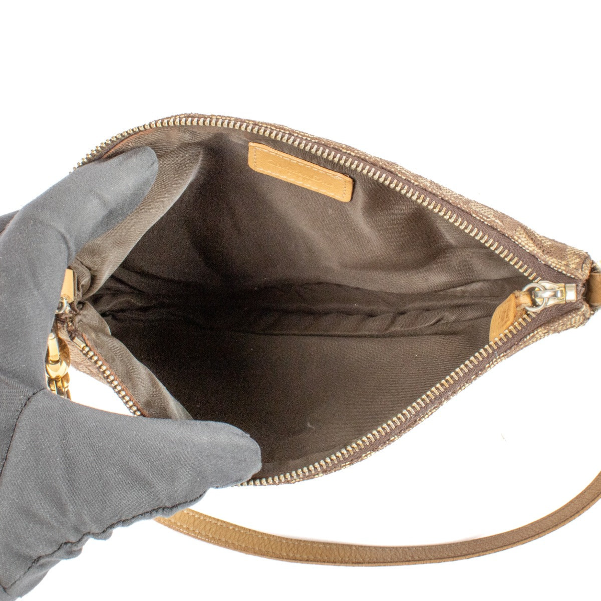 Shop 100% authentic secondhand Christian Dior Monogram Vintage Saddle Bag on Labellov.com