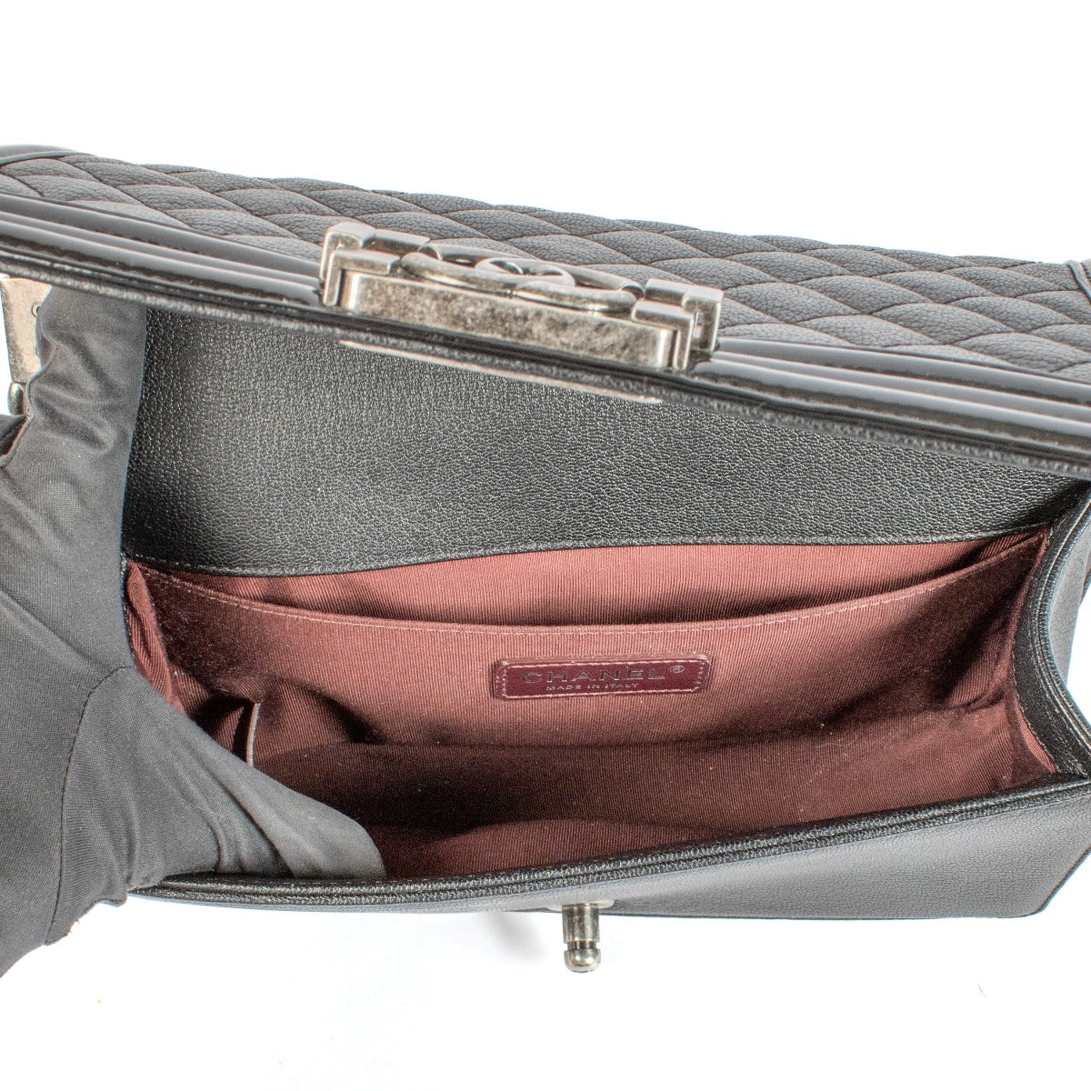 Sac Boy Moyen Chanel en veau noir et cuir verni