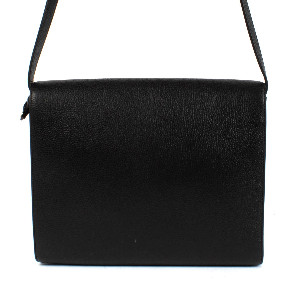Shop safe online at Labellov in Antwerp, Brussels and Knokke this 100% authentic second hand Delvaux Black Romeo Bag