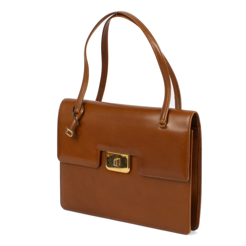 Shop safe online at Labellov in Antwerp, Brussels and Knokke this 100% authentic second hand Delvaux Camel Box Calf Vintage Bag