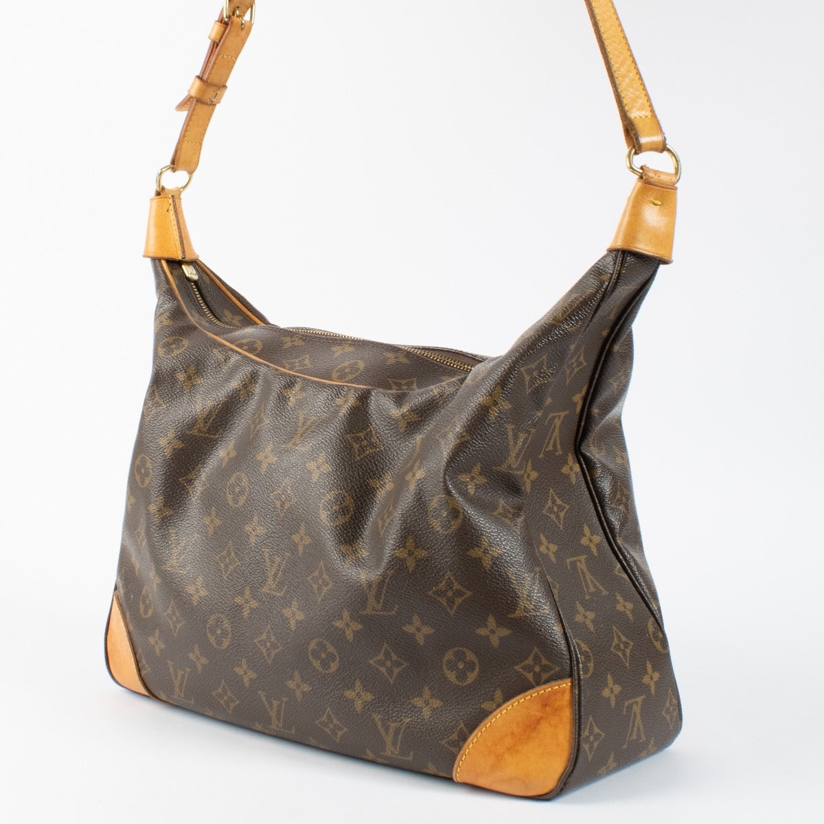 Shop 100% authentic second hand Louis Vuitton Monogram Boulogne Bag on Labellov.com