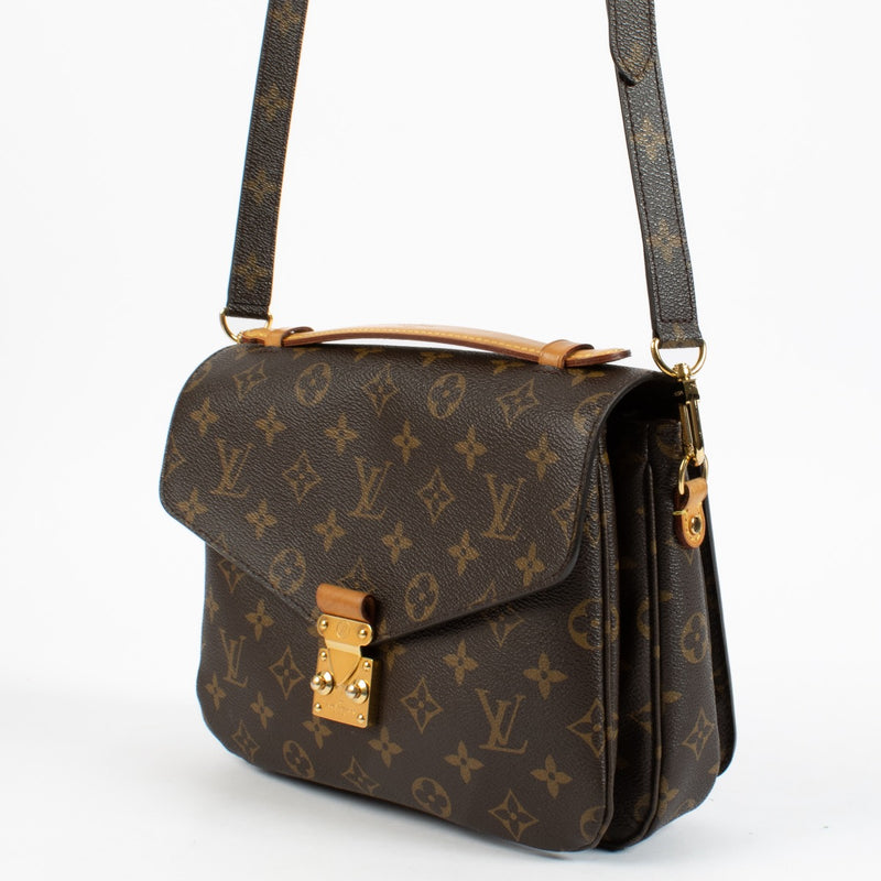 Shop 100% authentic secondhand Louis Vuitton Monogram Pochette Métis on Labellov.com