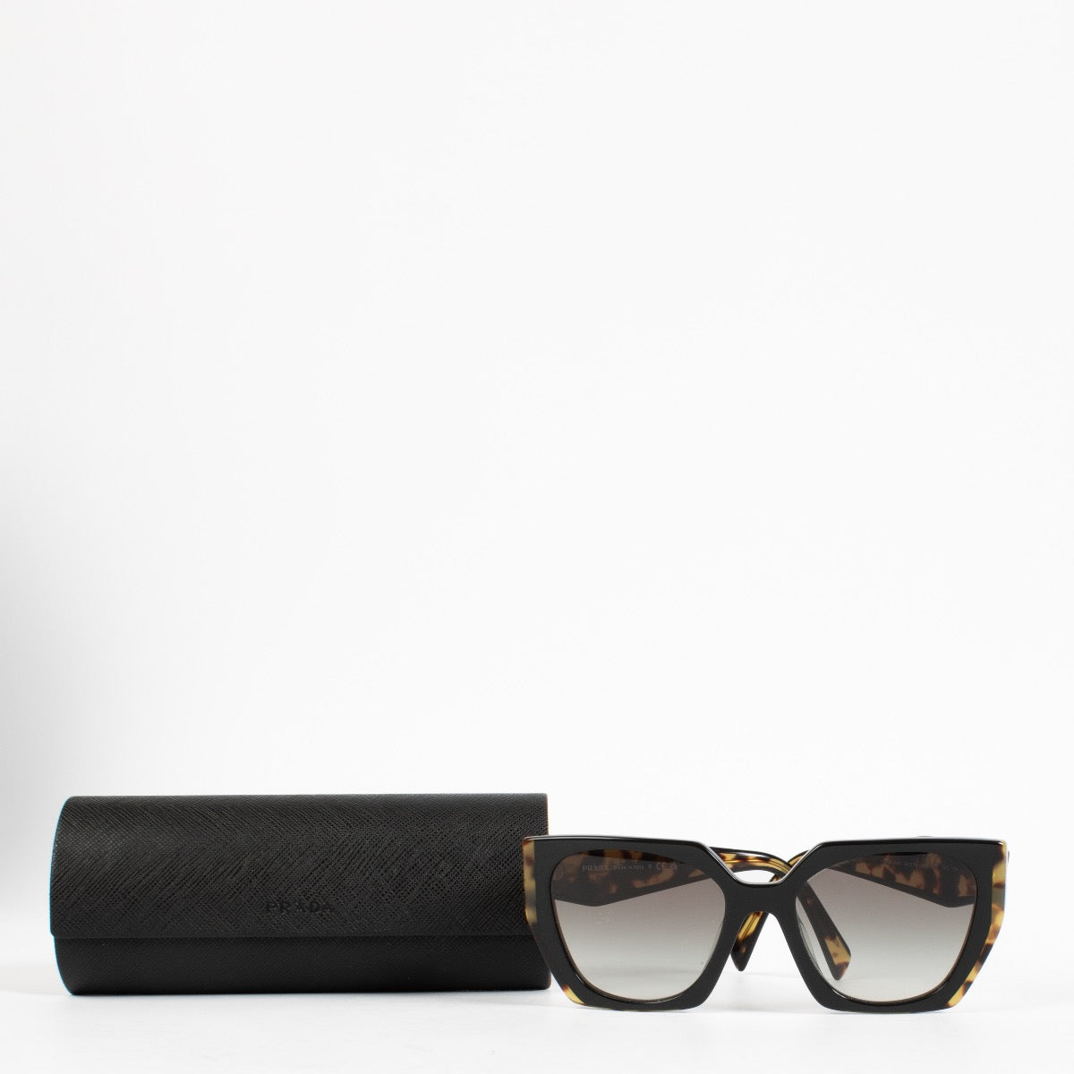 Shop 100% authentic secondhand Prada Brown Black Spring 15W Sunglasses on Labellov.com