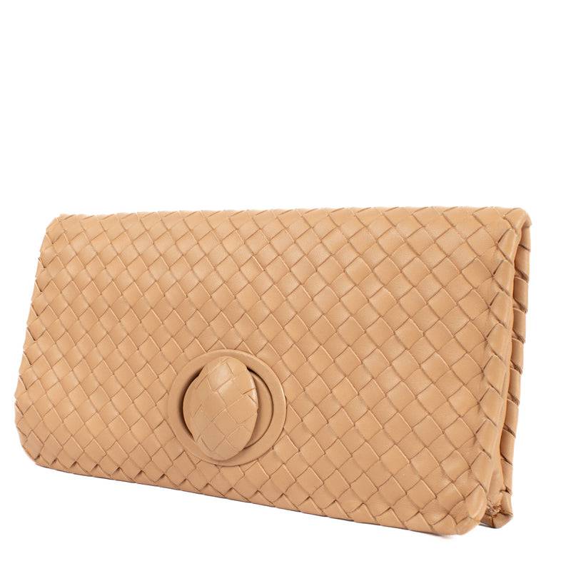 Bottega Veneta Beige Intrecciato Fold Clutch for the best price at Labellov