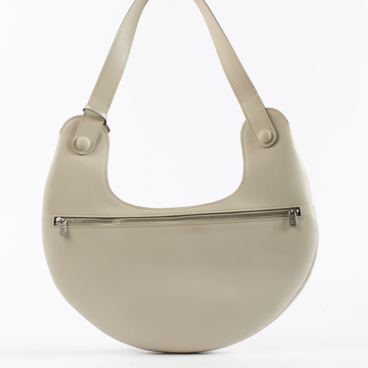 Authentic Second Hand Delvaux White Railway Shoulder bag on Labellov.com