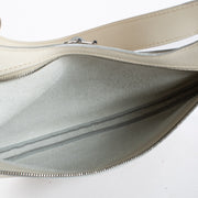Authentic Second Hand Delvaux White Railway Shoulder bag on Labellov.com
