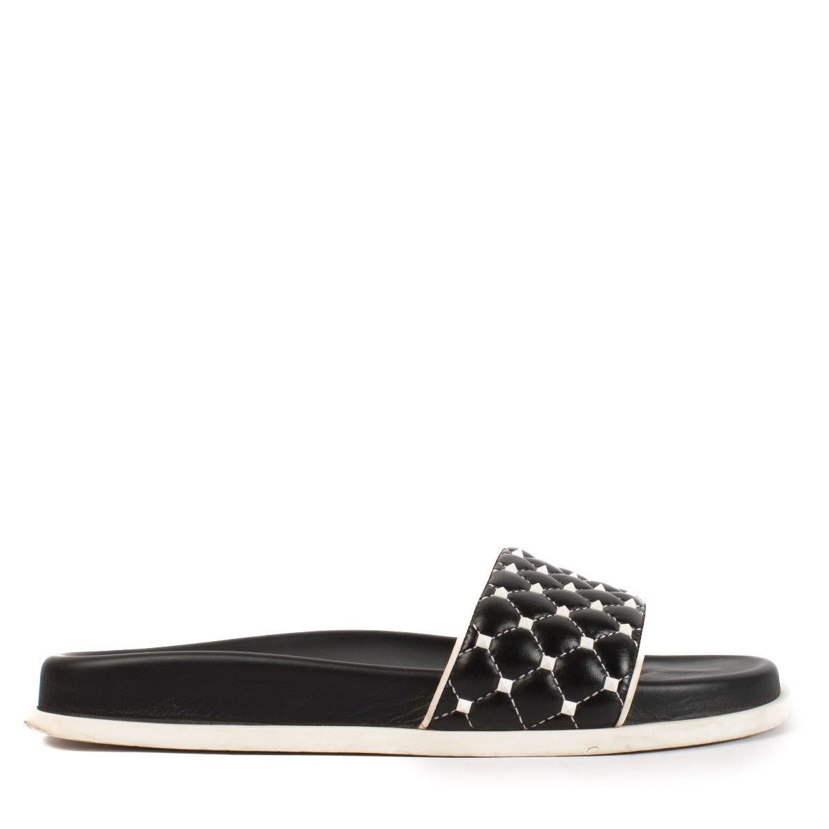 Shop 100% authentic secondhand Valentino Garavani Black Studded Flats - Size 37 1/2 on Labellov.com