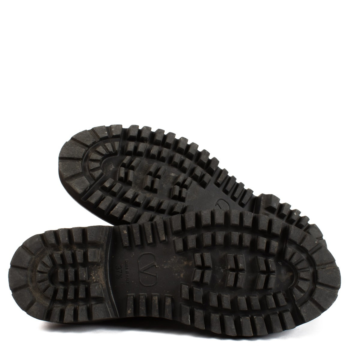 Shop 100% authentic secondhand Valentino Garavani Black Lace-Up Flats - Size 37 1/2 on Labellov.com