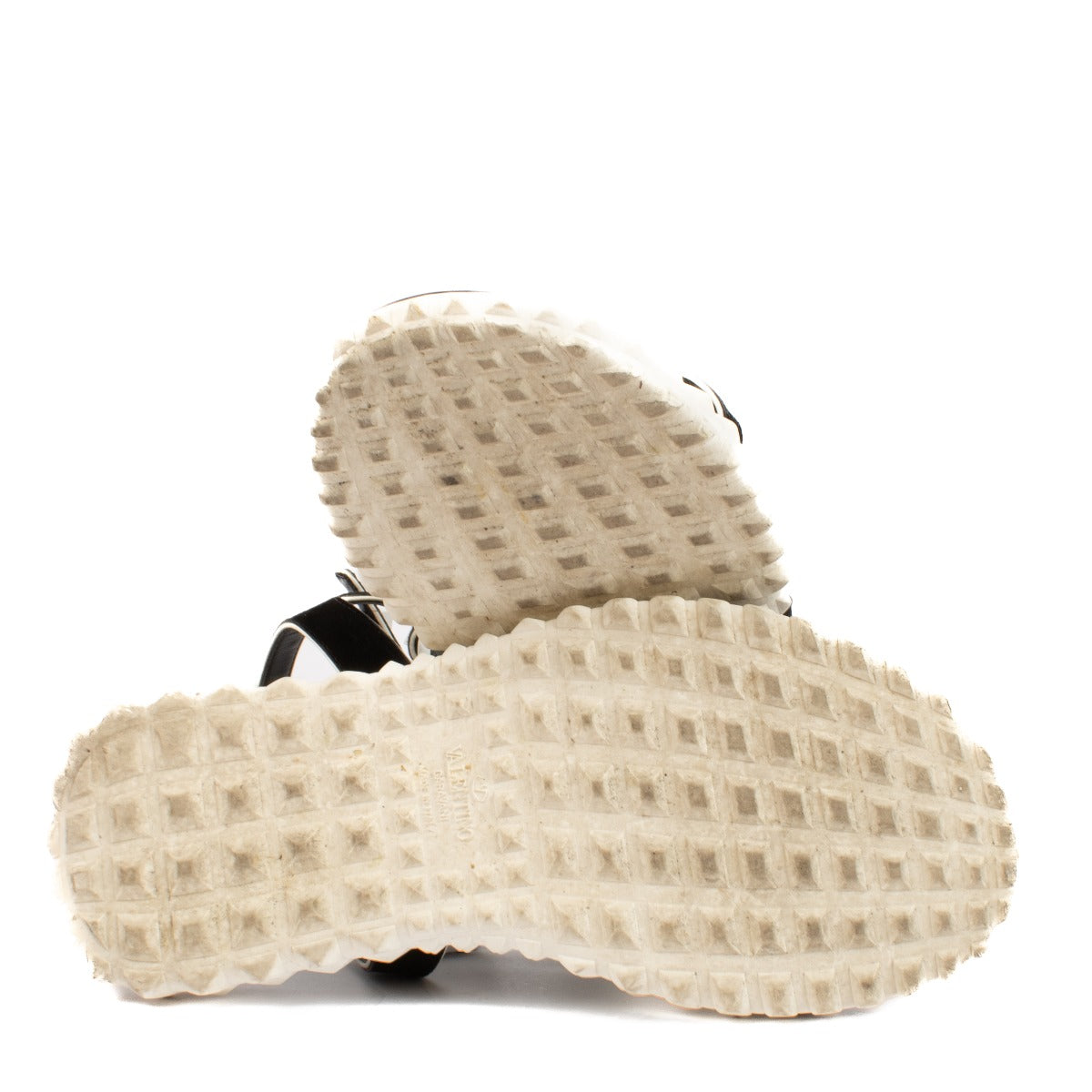 Shop 100% authentic secondhand Valentino Garavani Black & White Studded Sandals - Size 37 1/2 on Labellov.com