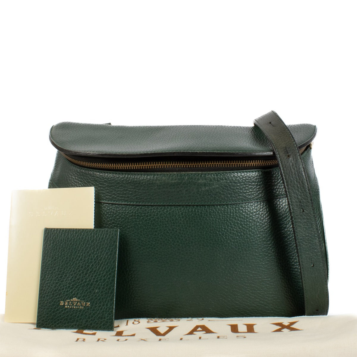 Shop safe online at Labellov in Antwerp, Brussels and Knokke this 100% authentic second hand Delvaux Green Trotteur Demon MM Bag