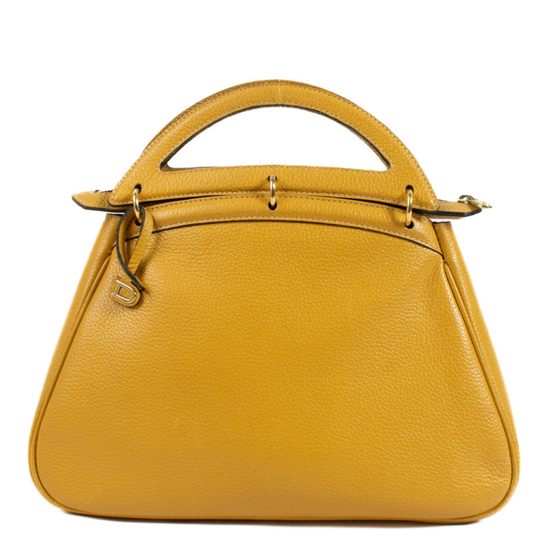 Delvaux Houblon Trotteur Mango PM aan de beste prijs bij Labellov tweedehands luxe in Antwerpen en Knokke. We buy and sell your preloved and new designer bags.
