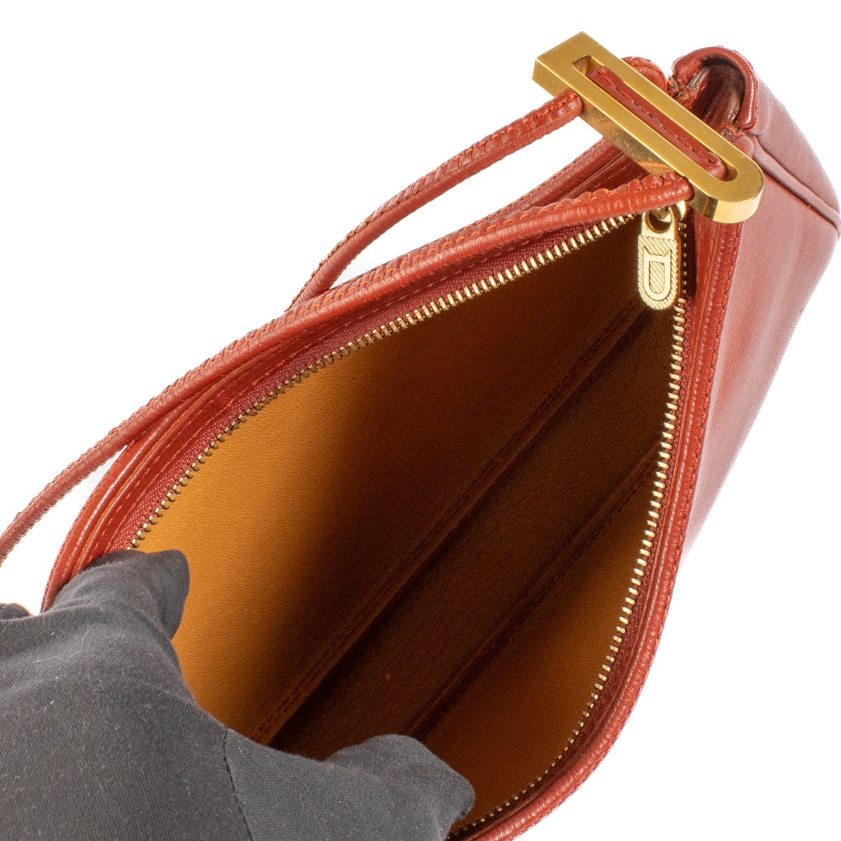 shop 100% authentic second hand Delvaux Red Shoulder Bag on Labellov.com