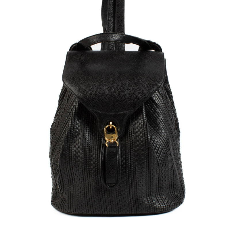shop 100% authentic second hand Delvaux Black Toile De Cuir Rose Backpack on Labellov.com