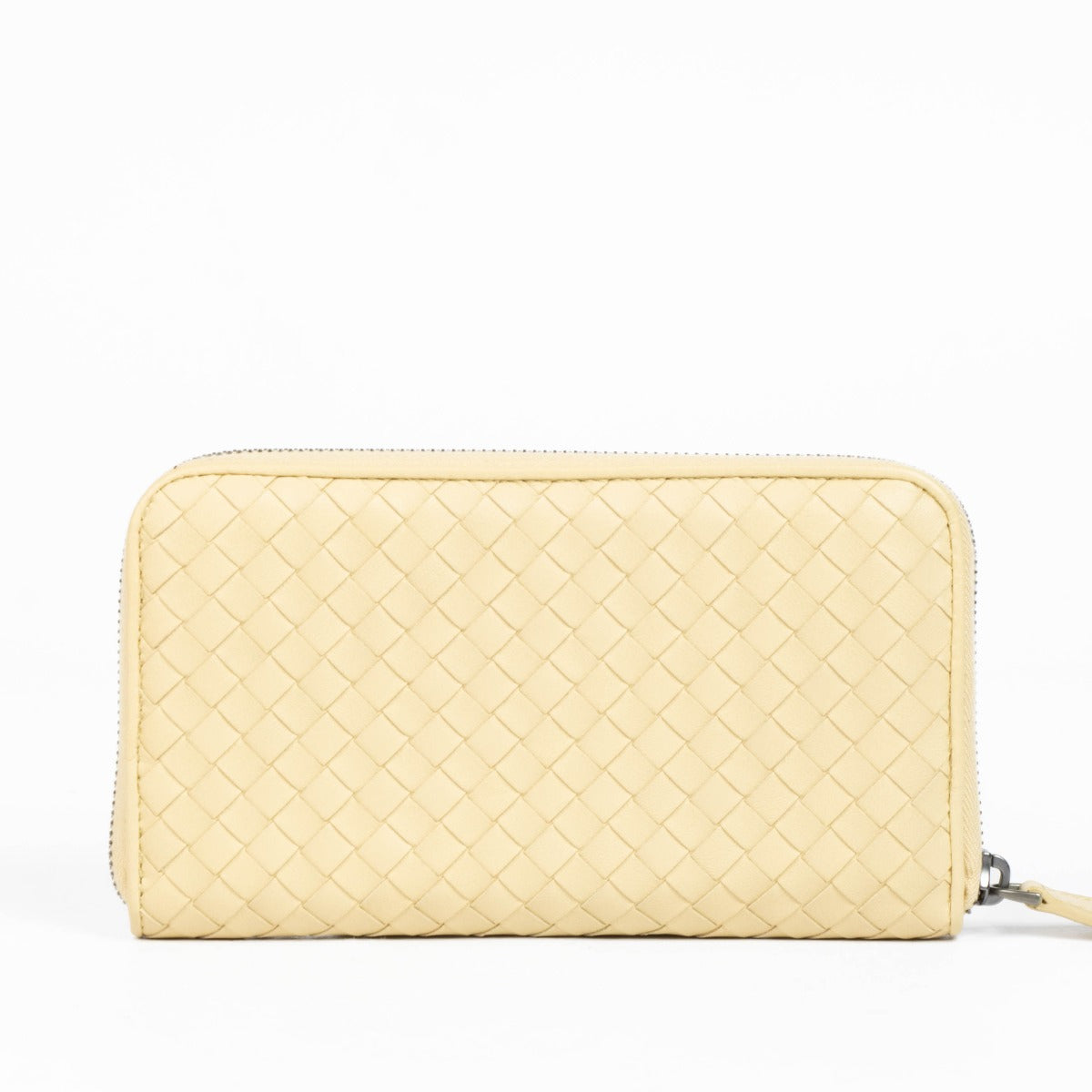 Shop this authentic Bottega Veneta Beige Intrecciato Zip Around pre-loved on Labellov.com