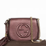Shop this authentic Gucci Metallic Pink Soho Crossbody Bag pre-loved on Labellov.com
