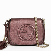 Shop this authentic Gucci Metallic Pink Soho Crossbody Bag pre-loved on Labellov.com