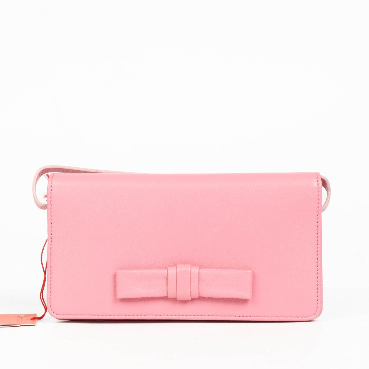 Shop this authentic Valentino Garavani Pink Cluth pre-loved on Labellov.com