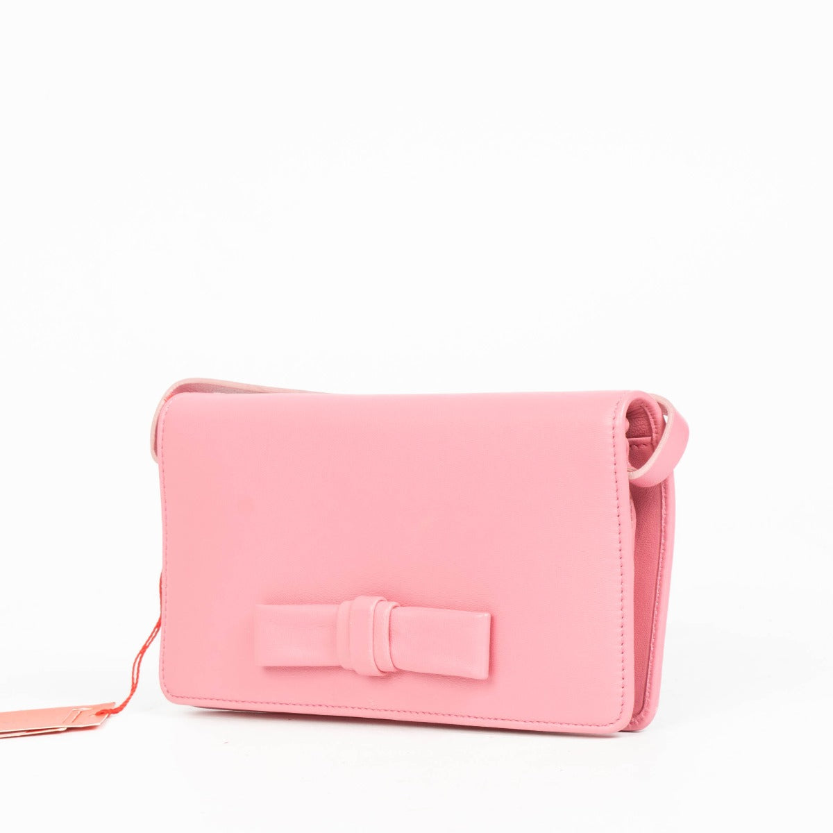 Shop this authentic Valentino Garavani Pink Cluth pre-loved on Labellov.com
