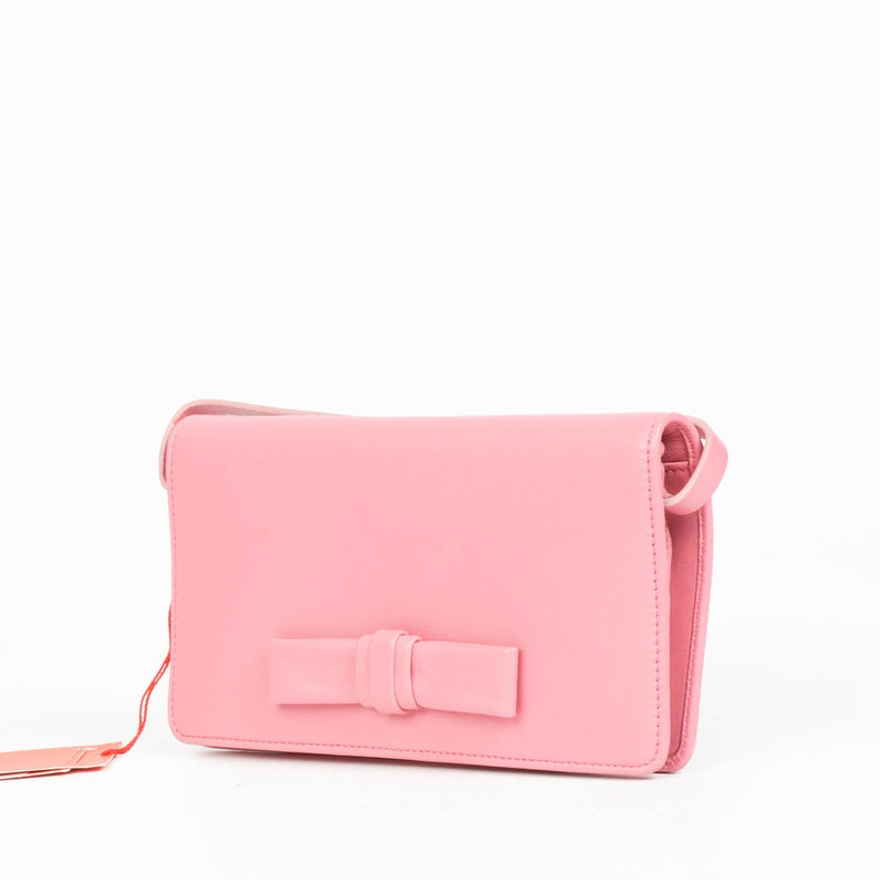 Shop this authentic Valentino Garavani Pink Cluth pre-loved on Labellov.com