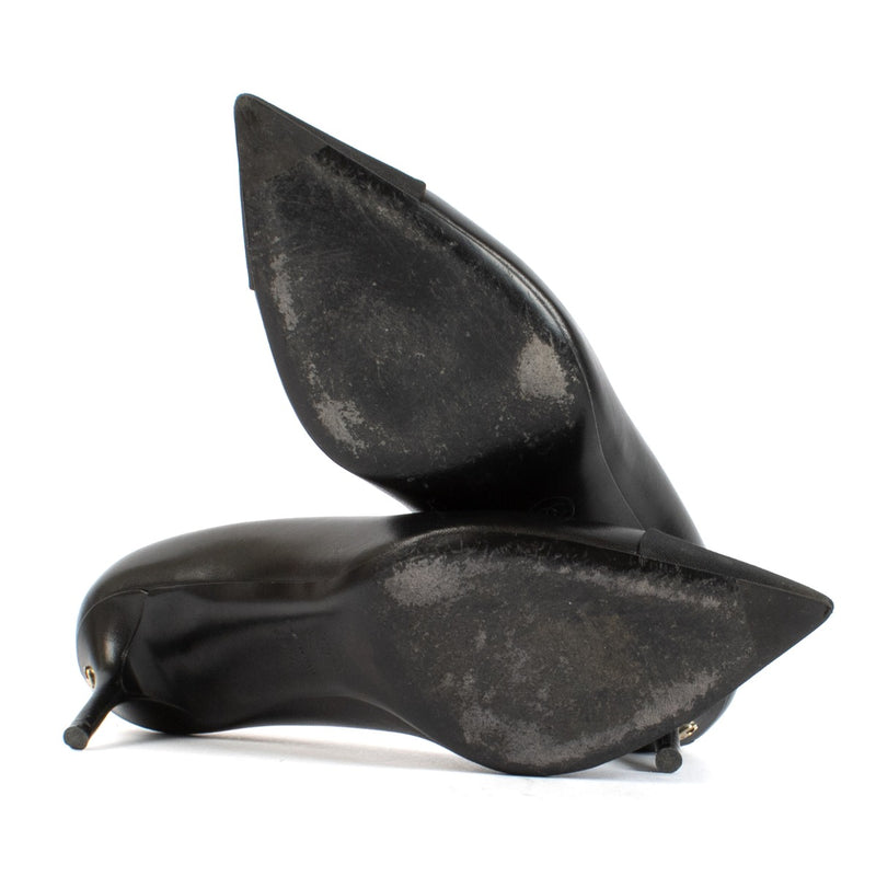 Chanel 16A Black Lambskin Pointy Cap Toe Pumps - Size 39 1/2